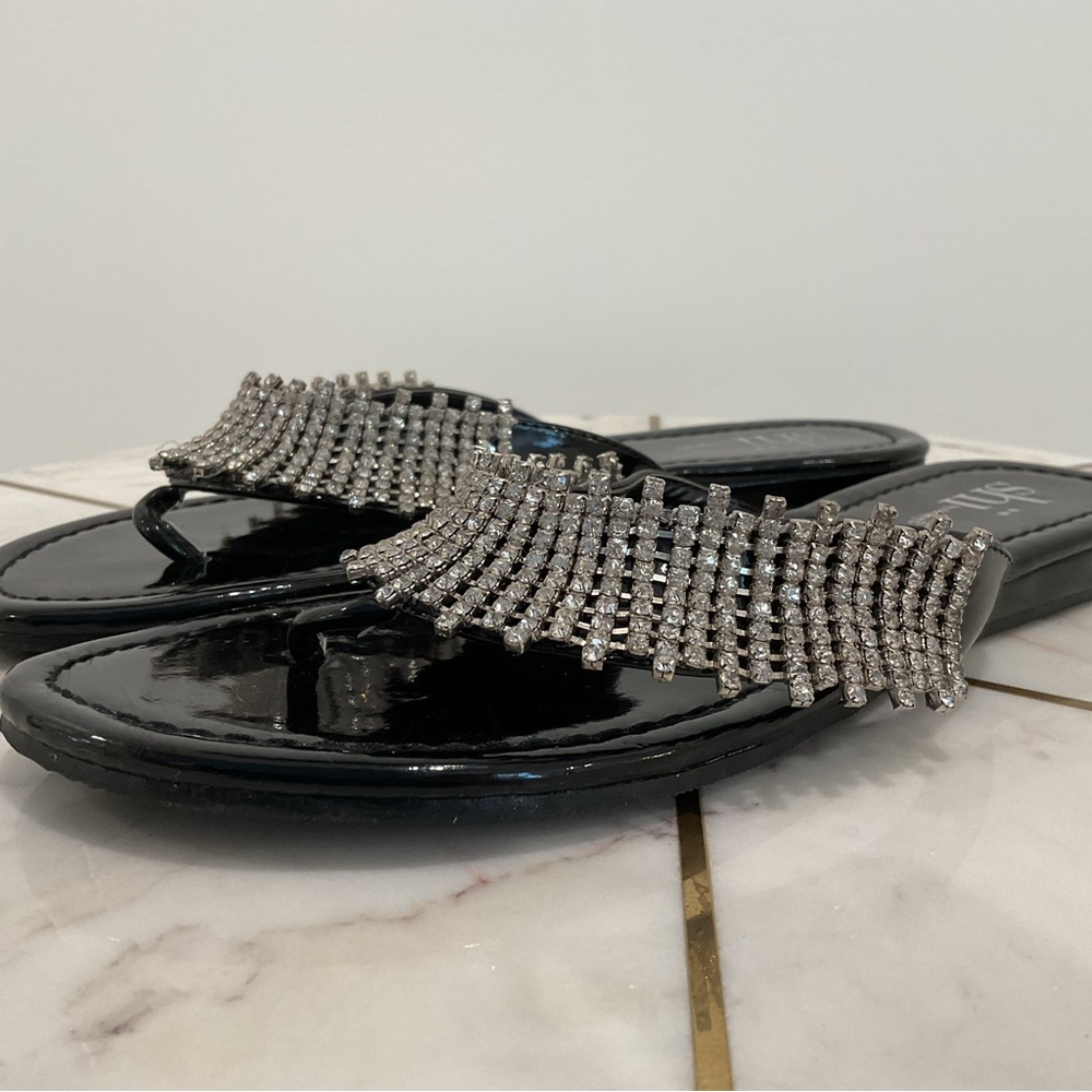 🔴SHI BY JOURNEYS RHINESTONE SANDALS🔴 - Picture 3 of 13